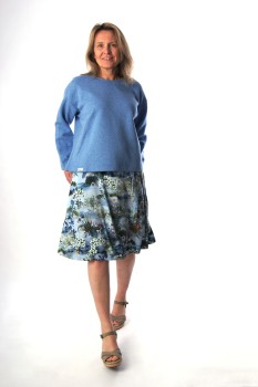 Wickelkleid aus OEKO-TEX® 100 Viskose-Jersey, Seeblumen